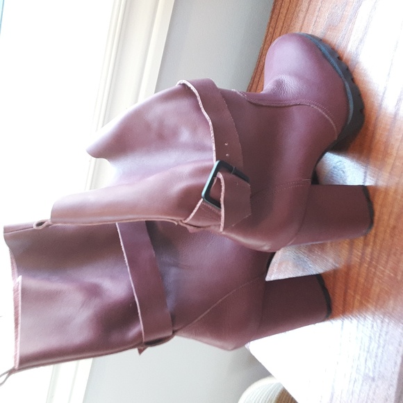Gorgeous Burgundy Chunky Leather High Heel Statement Boots Made in Brazil Size 6 - Picture 8 of 12